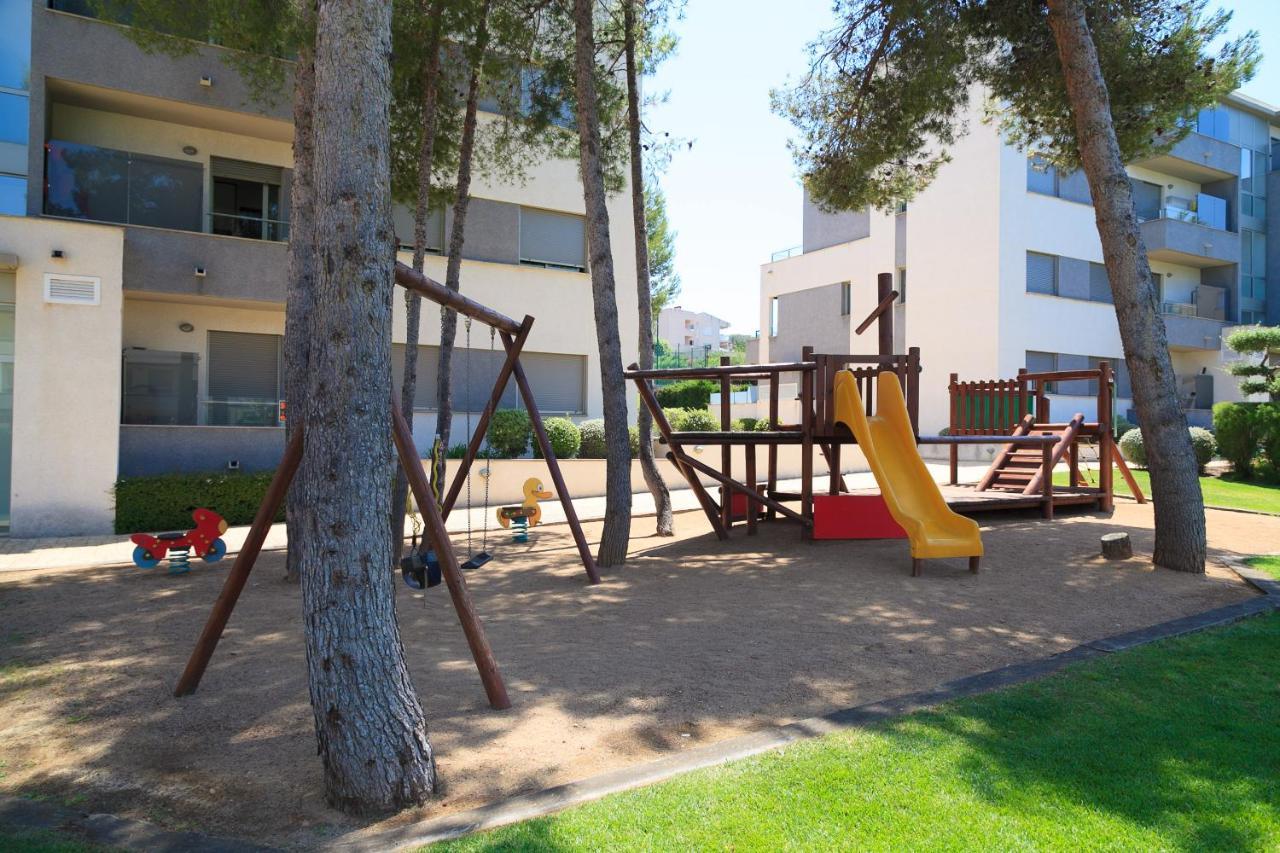 Uhc Salou Villa Family Complex Exterior photo